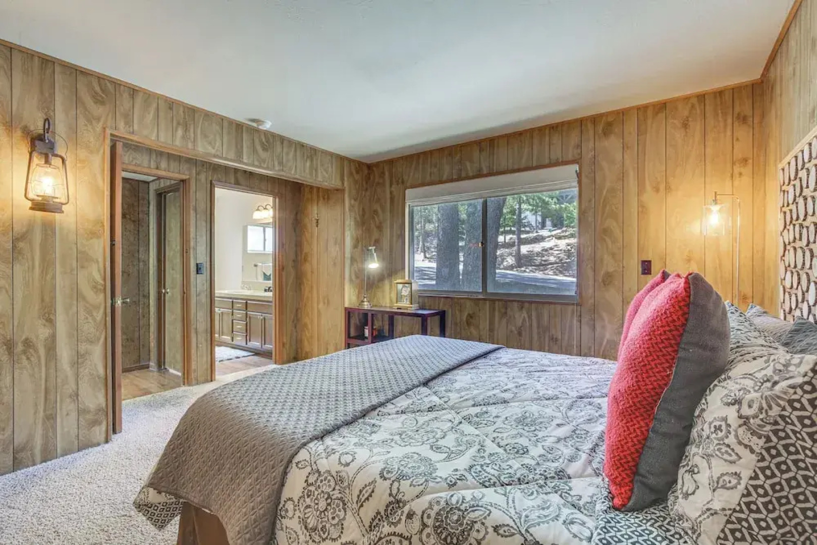 Chic Lake Arrowhead Retreat: 4 Seasons of Fun!