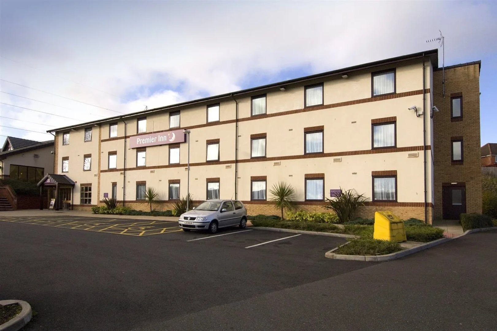 Premier Inn Blackburn South - M65 J4
