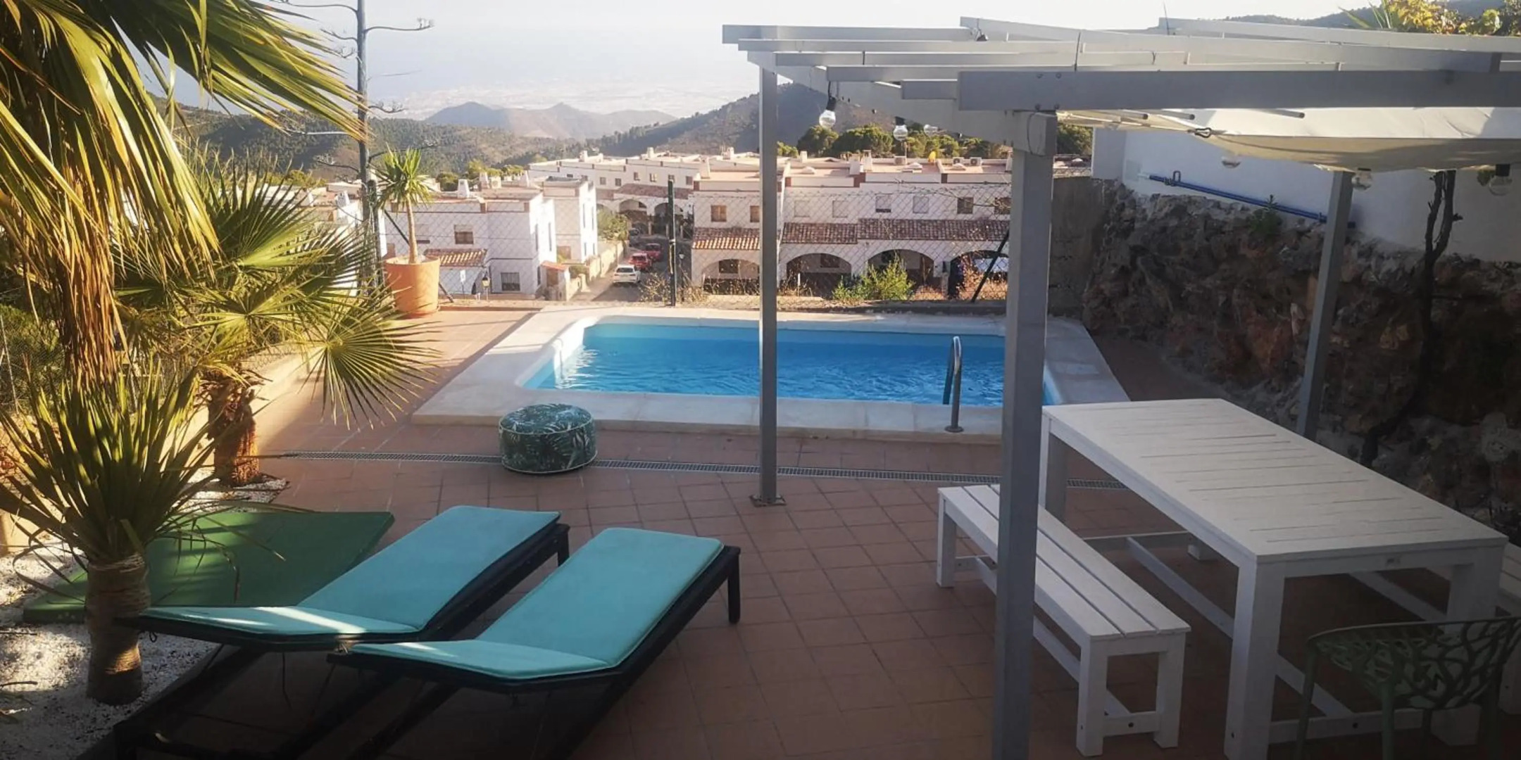 CASA JAN with pool, mountain and sea views.