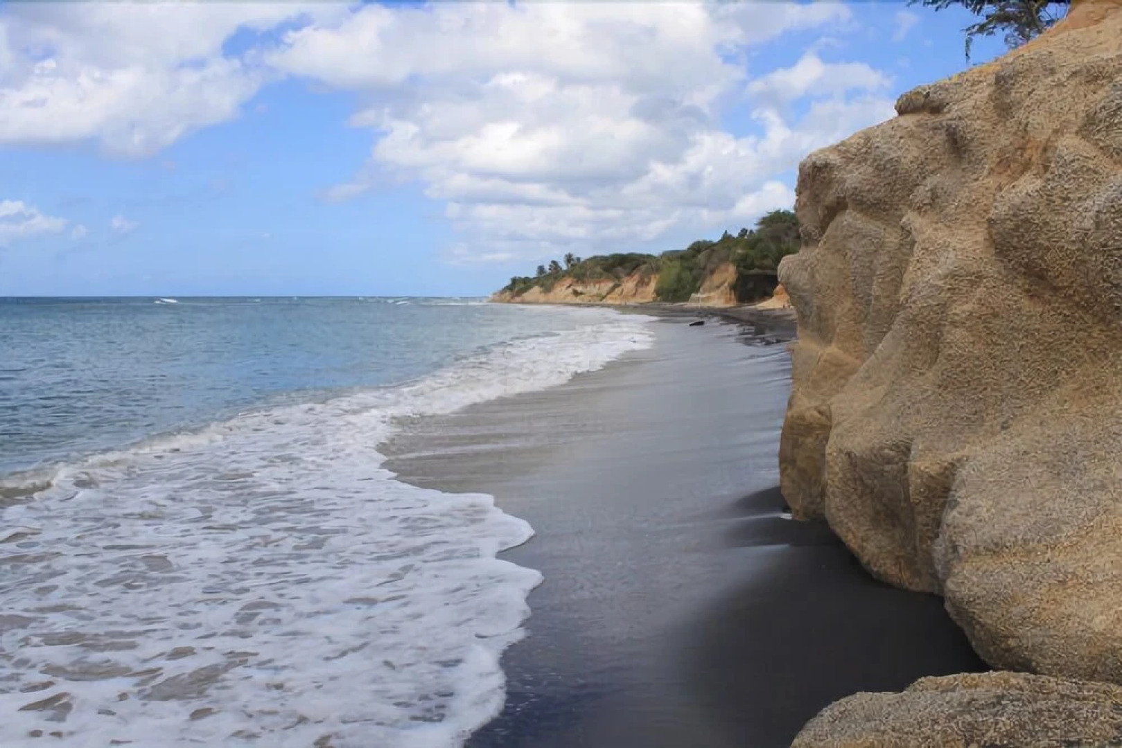 Vieques Hostel Good Vibe House