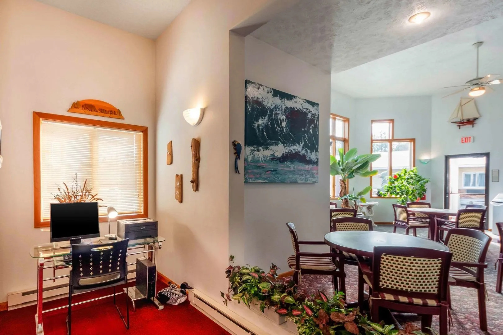 Econo Lodge Lakeshore