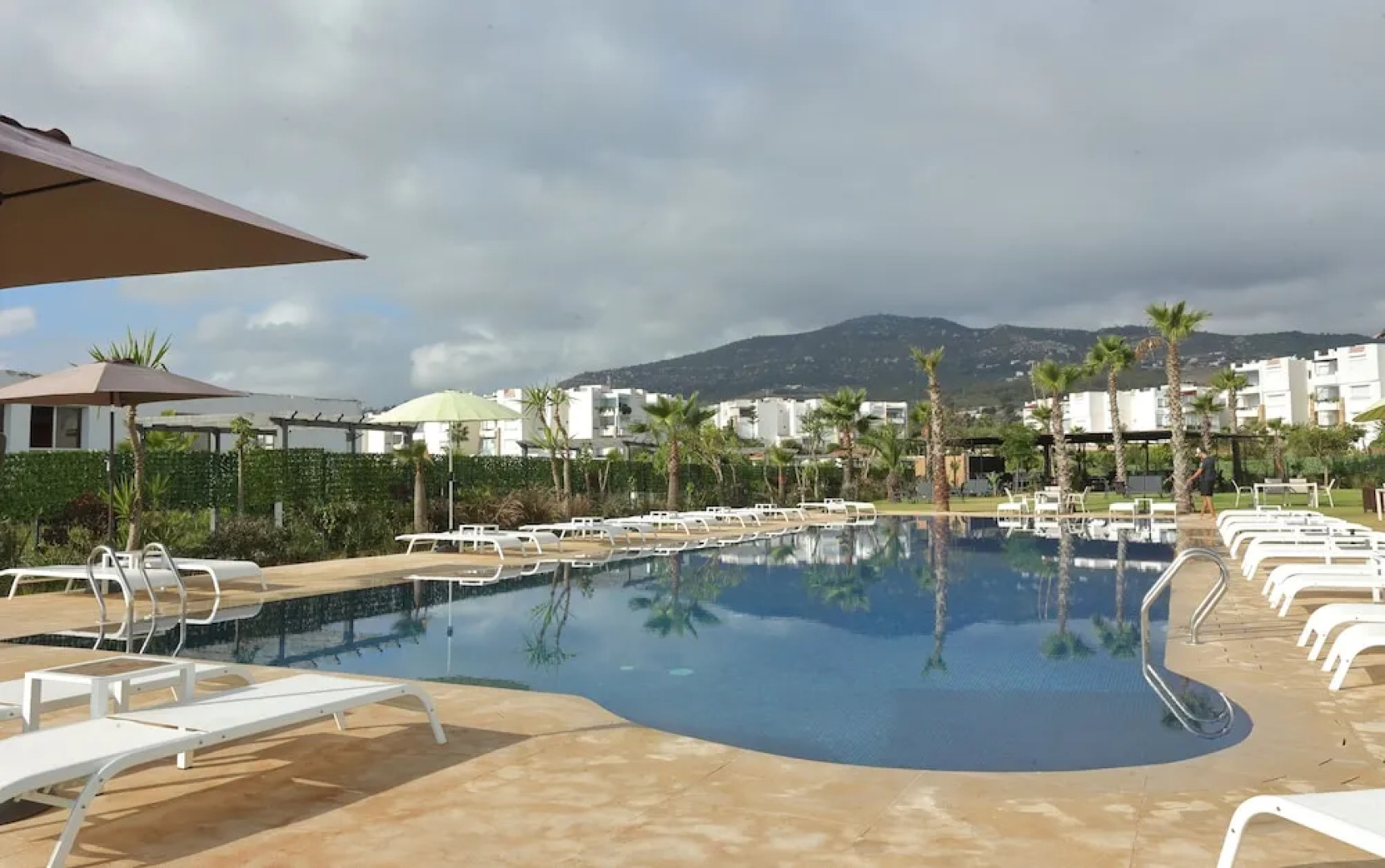 Playa Del Pacha Suites Hotel