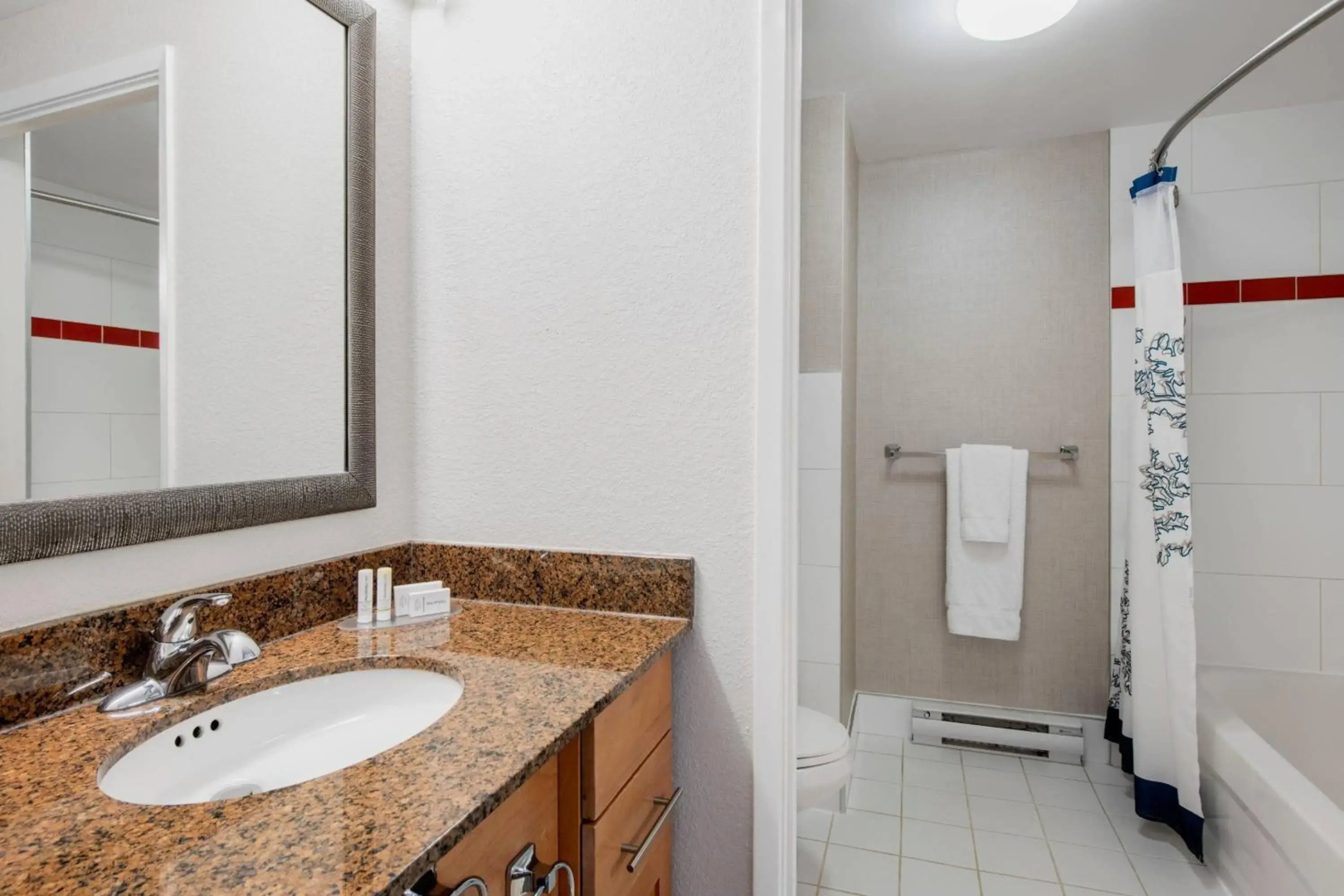 Residence Inn by Marriott Kingston Water's Edge