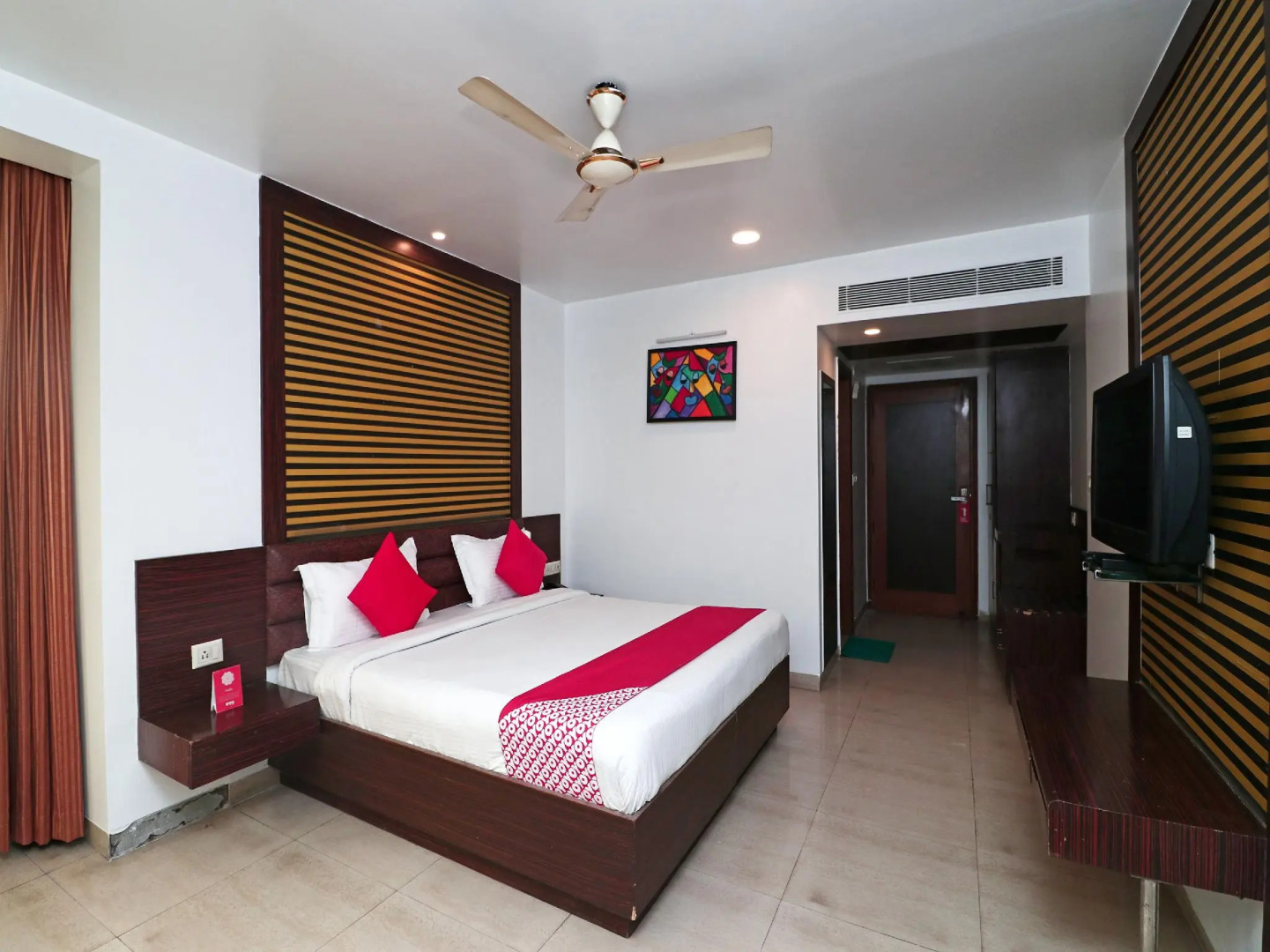 OYO 16893 Hotel Parth Paradise