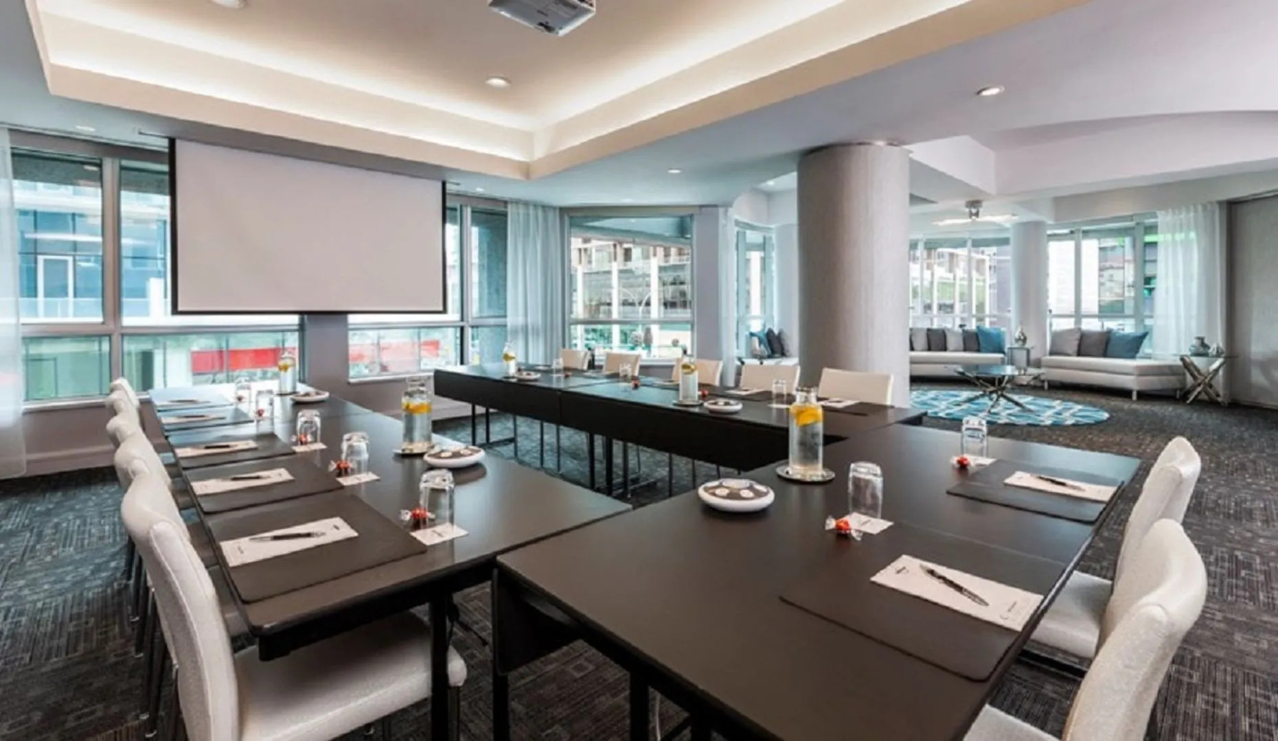 Warwick Le Crystal - Montréal