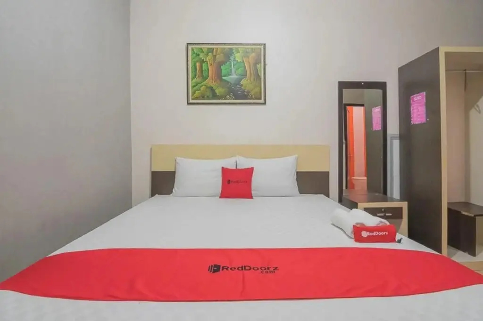 Hotel Aqila by Reddoorz