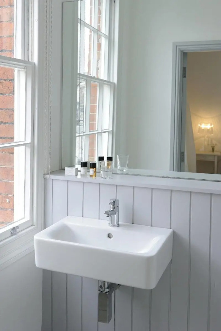 Lion and Pheasant Hotel