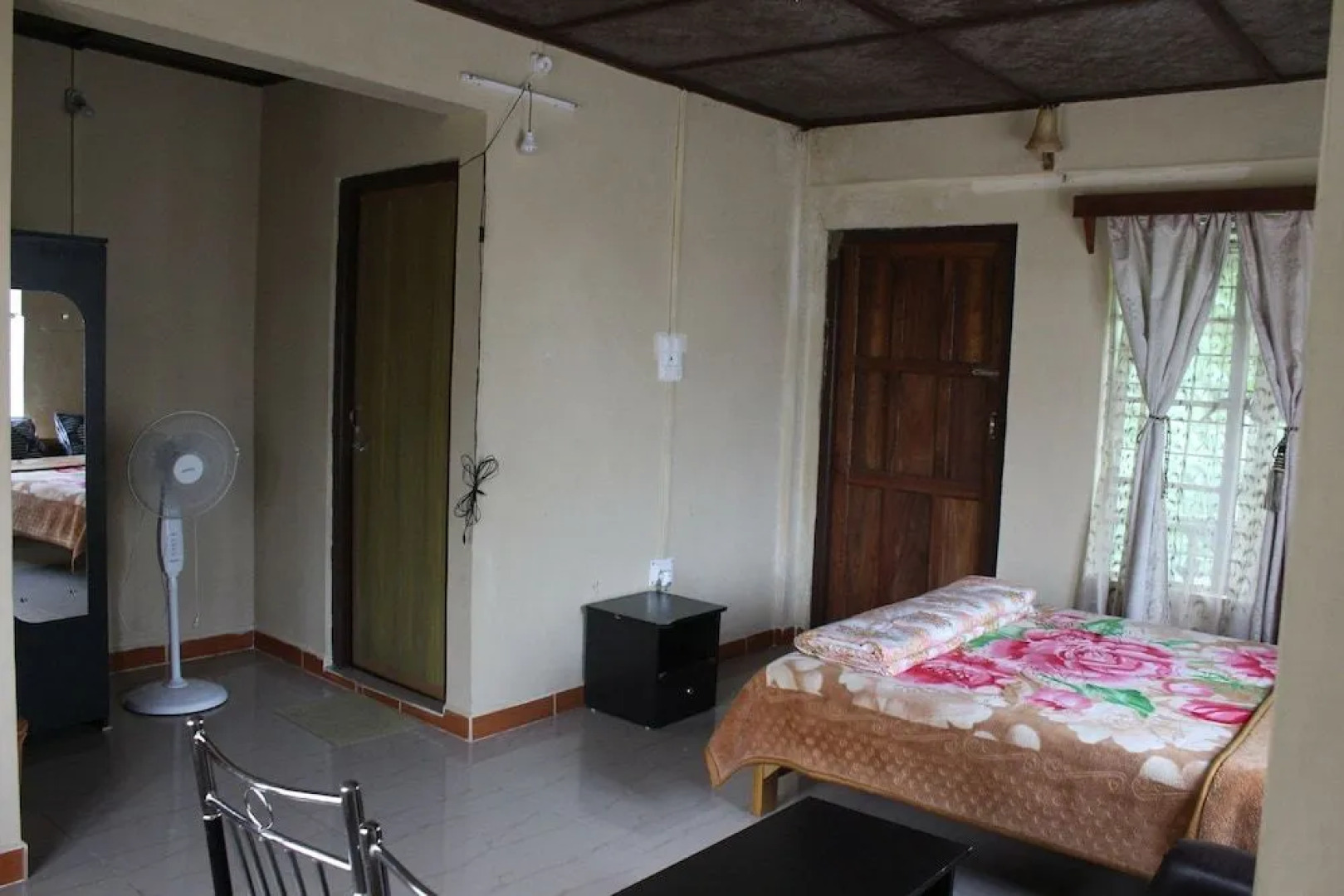 Pumpkin StreamSide Guest House