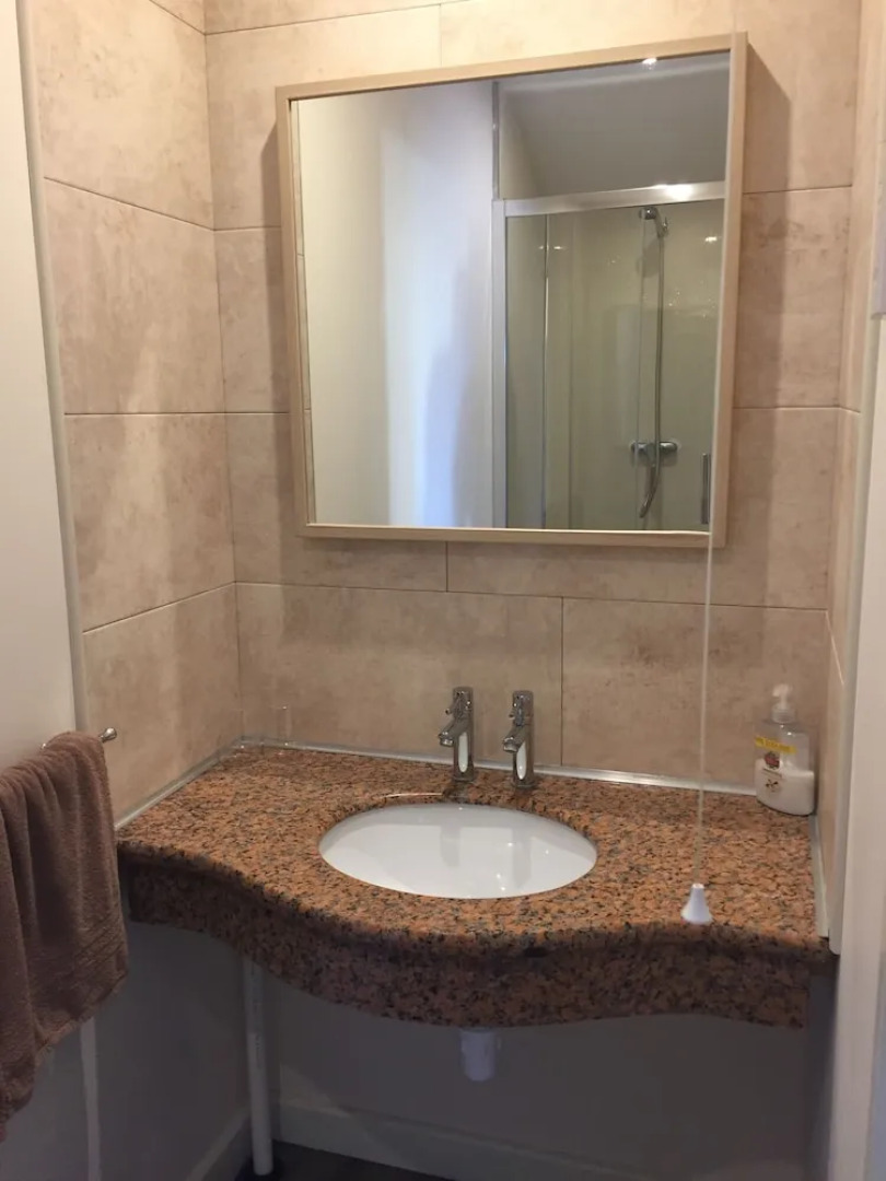 Greenways Lodge Nr Stansted Airport