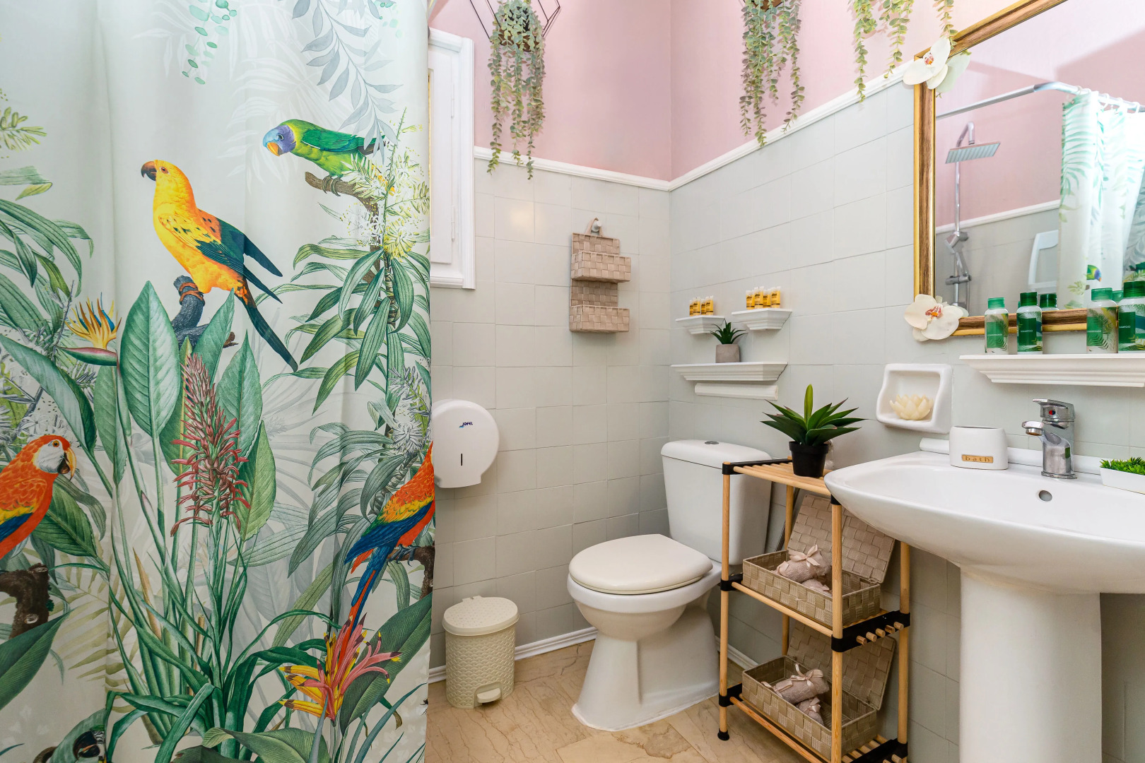 V.A. Boutique Apartments and Suites