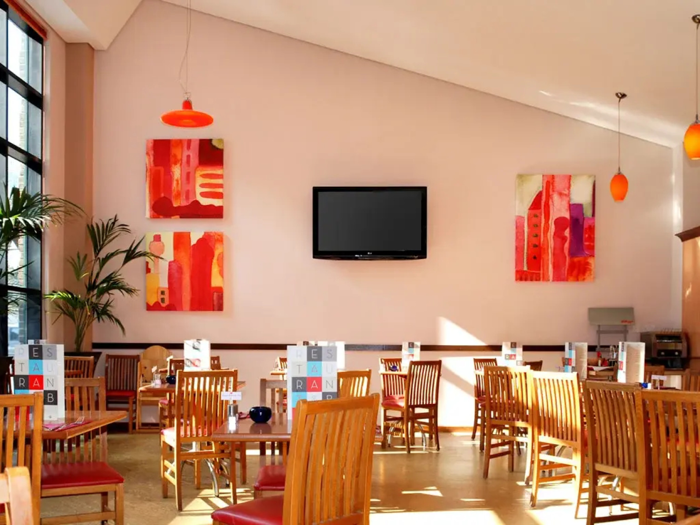 Ibis Styles London Gatwick Airport