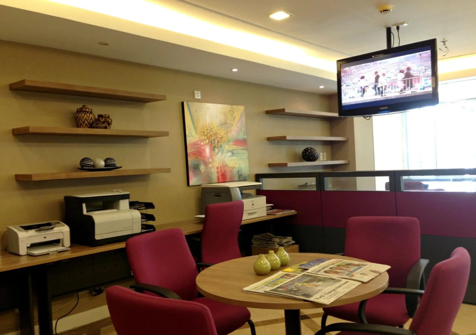 The Avenue Plaza Hotel