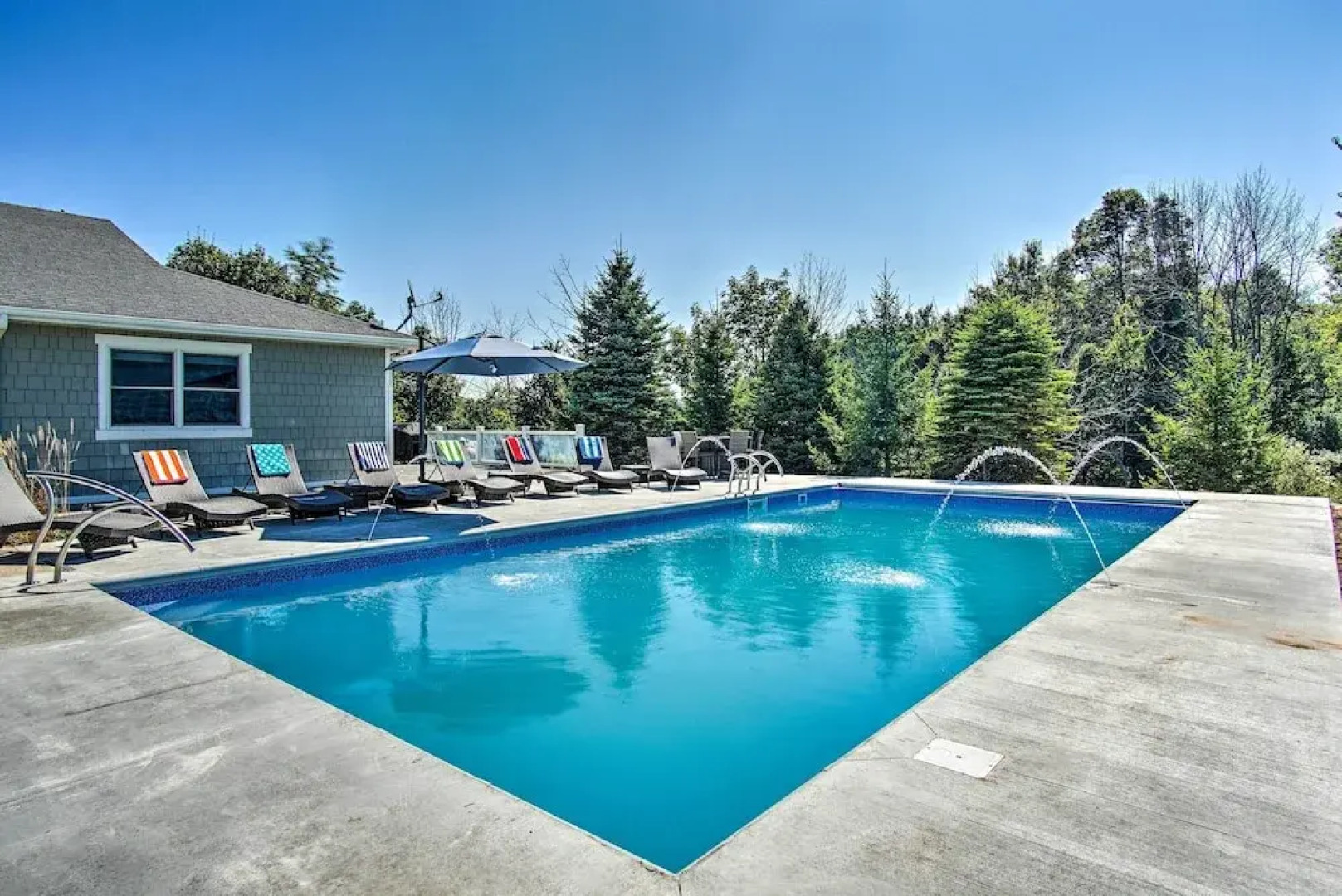 7-acre Coastal Michigan Home w/ Hot Tub & Sauna!