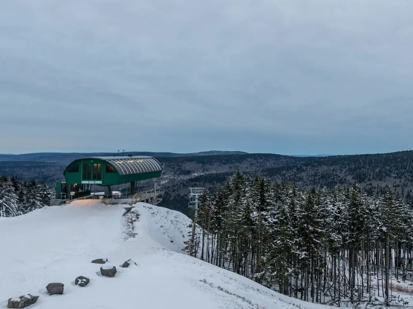 3 Br: Soaring Eagle 201