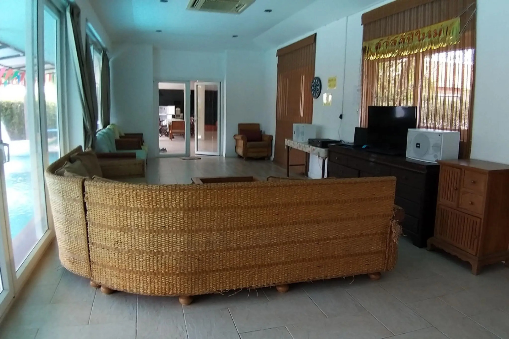 Capital O916 Chill Chill D Pool Villa