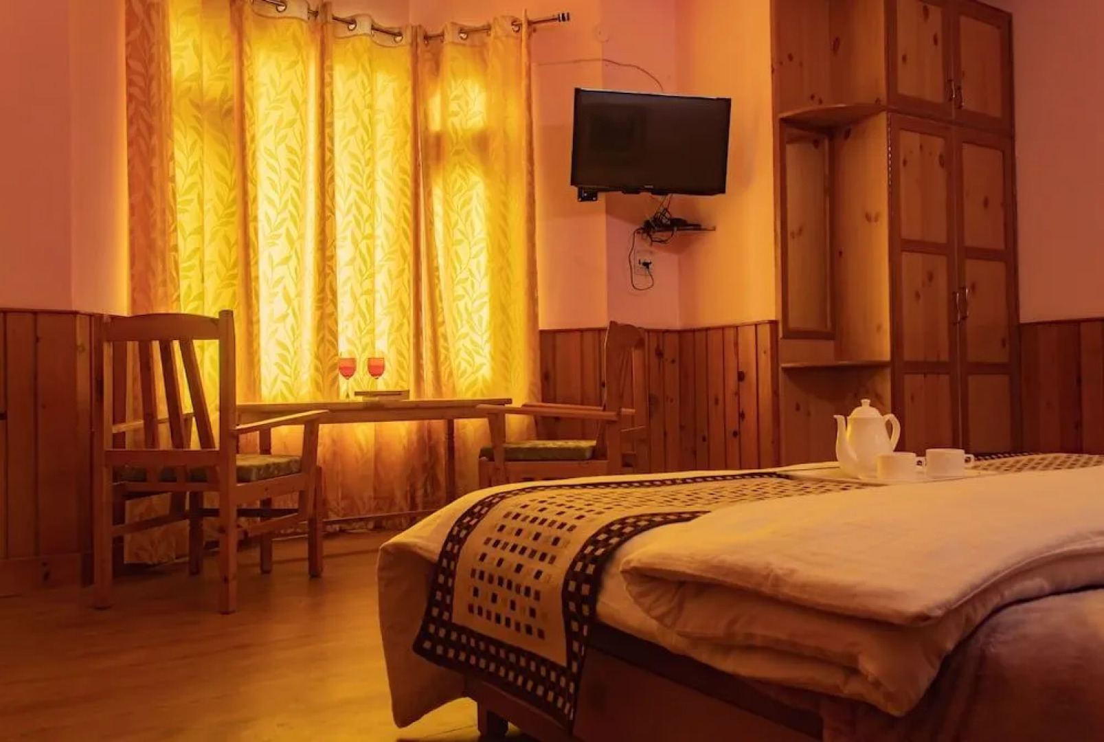 Echor - The Alpine Crest