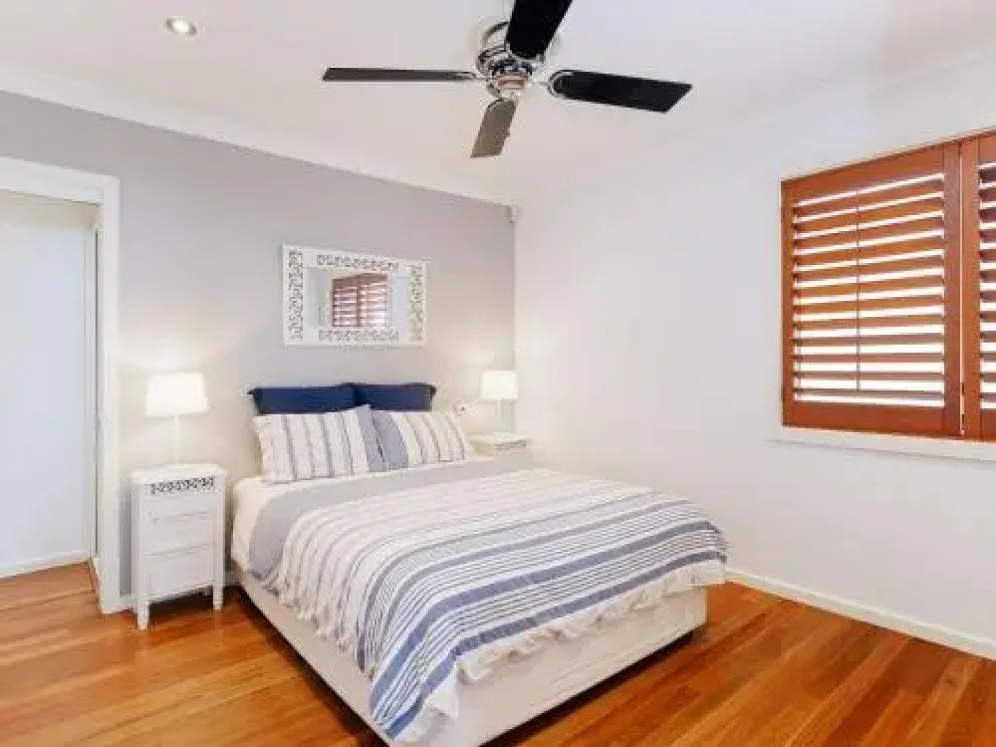 Beauty And The Beach', 88 Foreshore Drive - Large Home With Wifi And Water Views