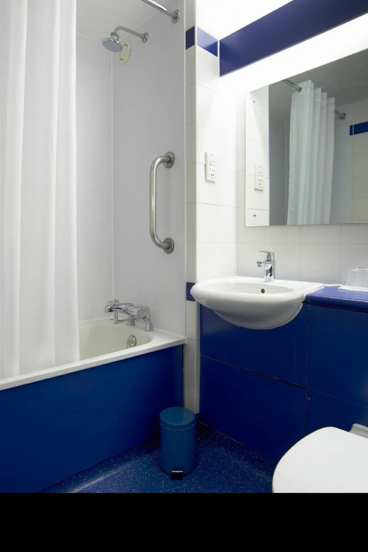 Travelodge Bicester Cherwell Valley M40