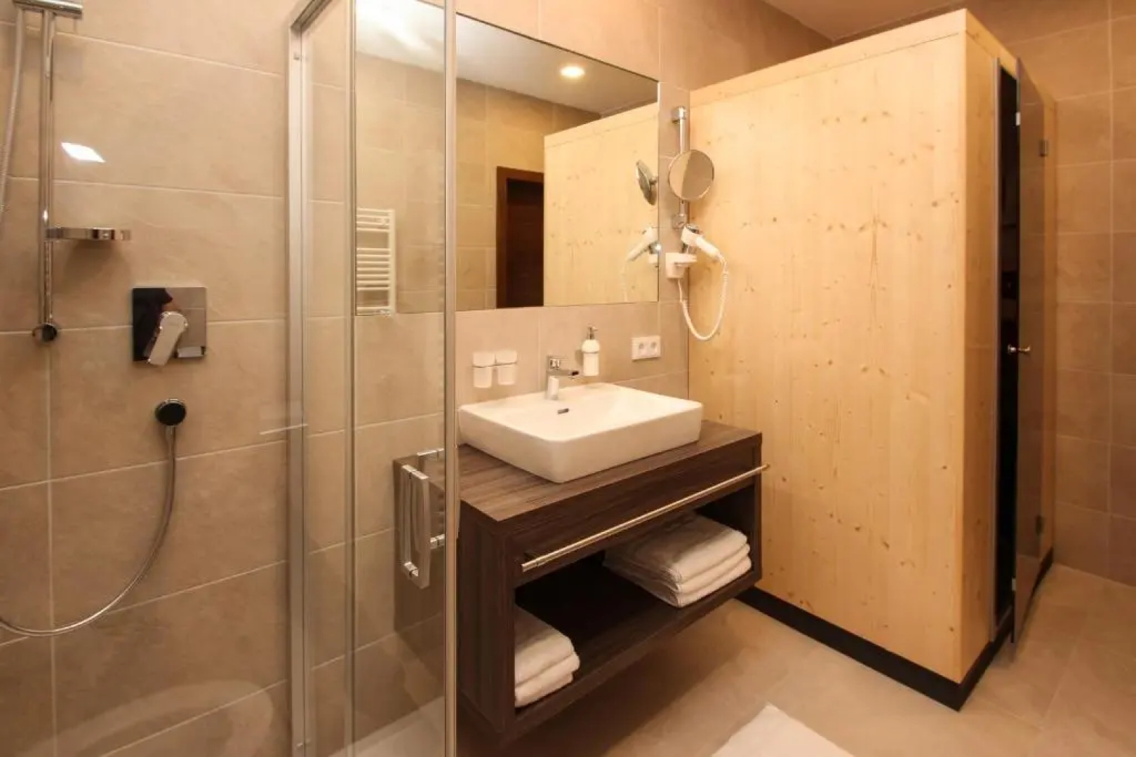 Lux Appartements