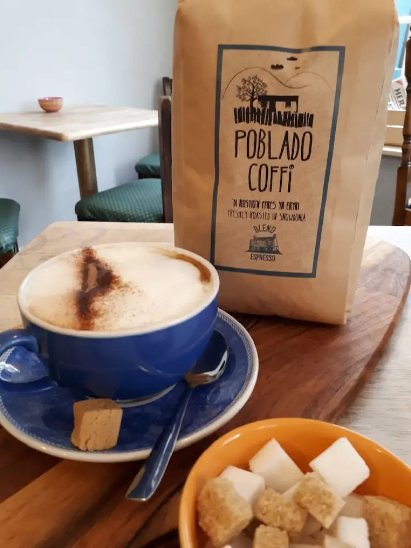 Ty Glyndwr Bunkhouse Bar and Cafe - Hostel