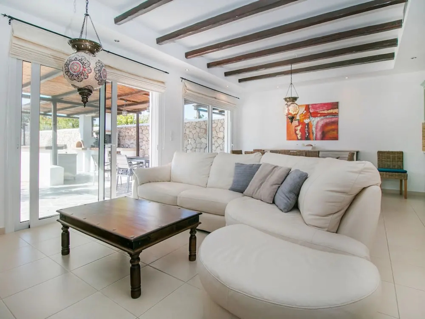 Beautiful Traditional Style Villa Near the Coast With Pool, Close to Golf Course