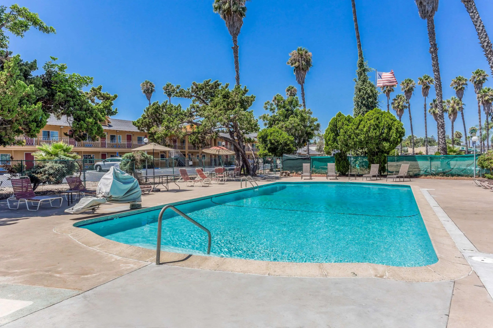 Mount Vernon Inn Escondido Downtown