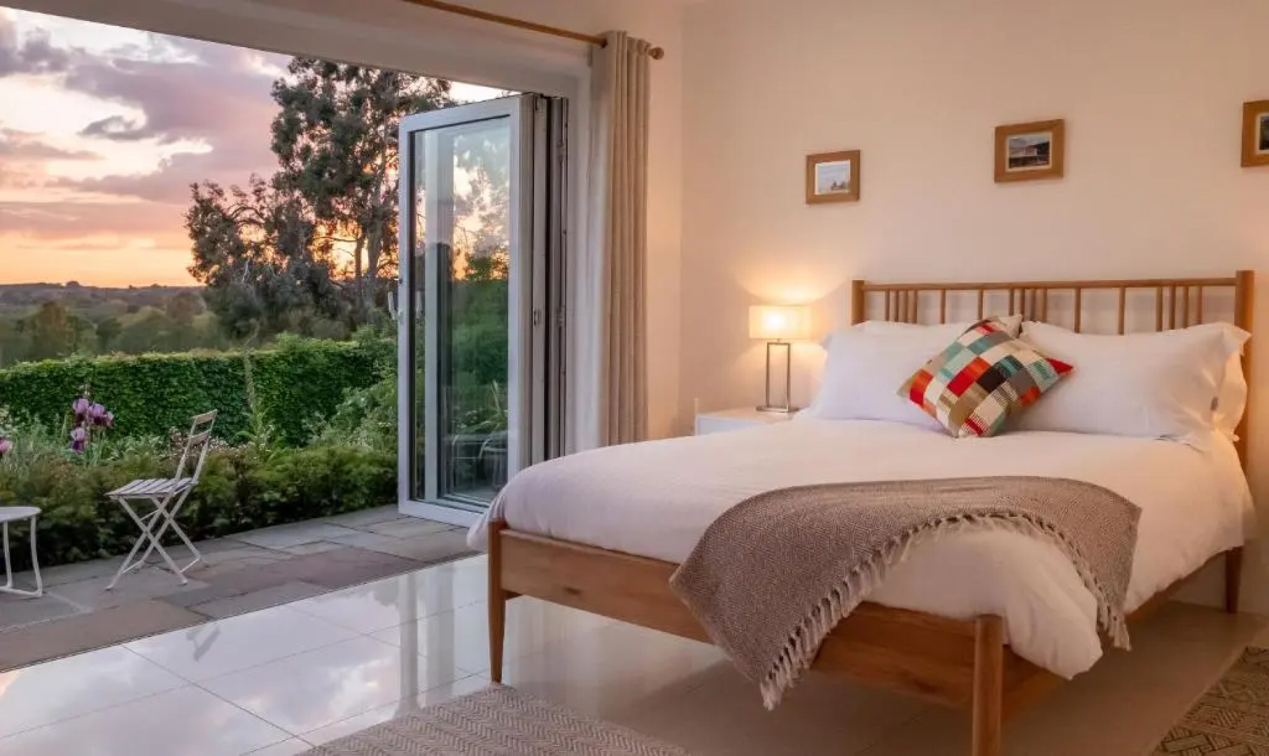 Meadow Cottage Bed & Breakfast