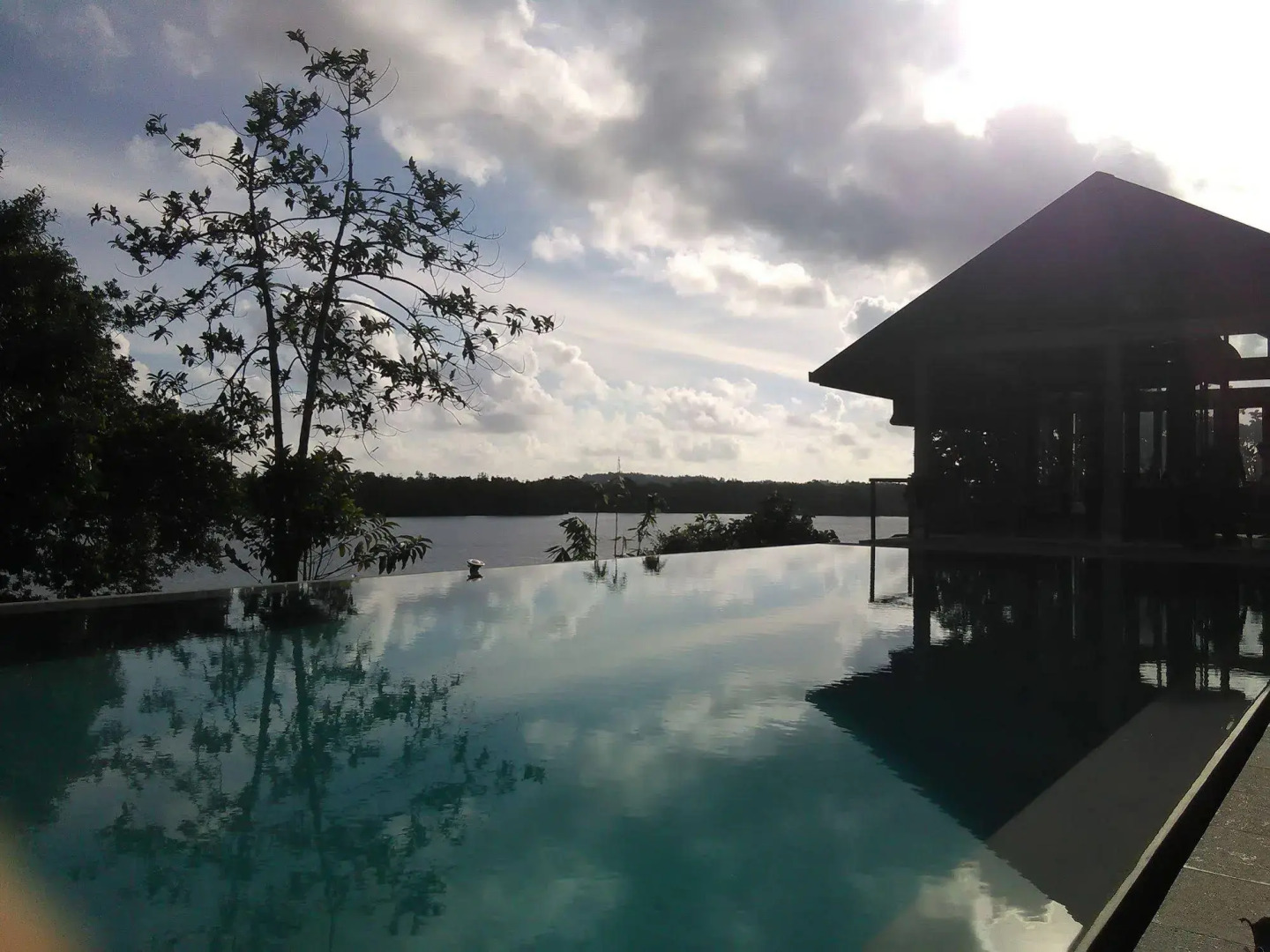 Sea Heart House on Koggala Lake