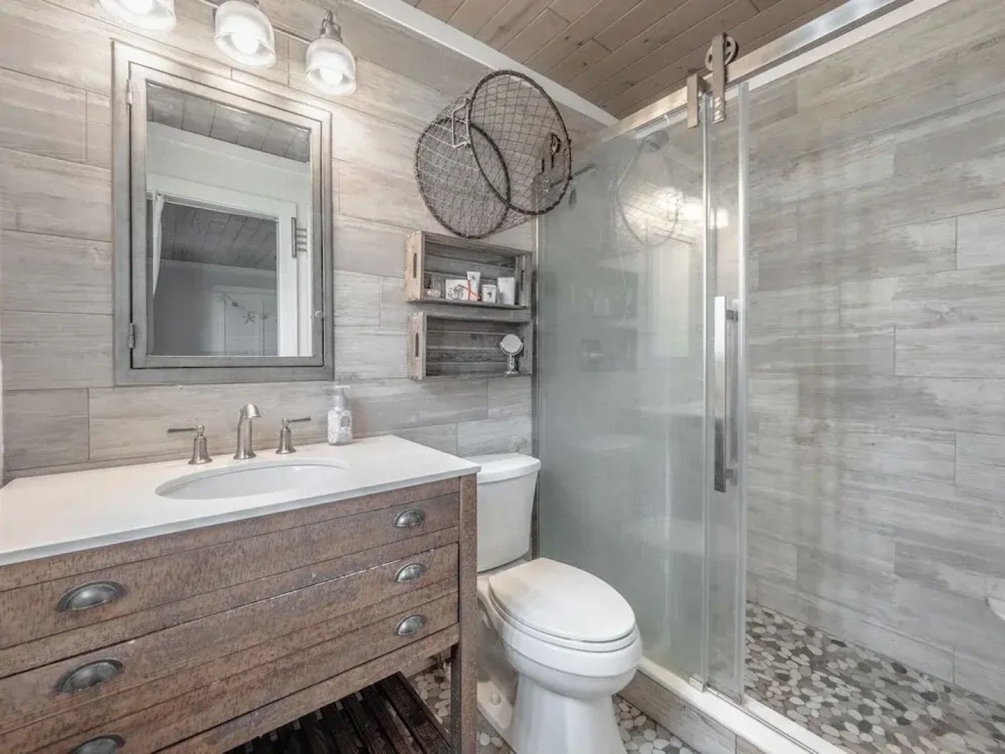 Barefoot Bungalow Kure