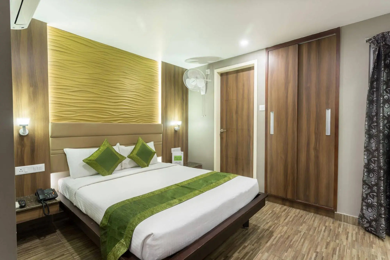 Treebo Berrys Boutique