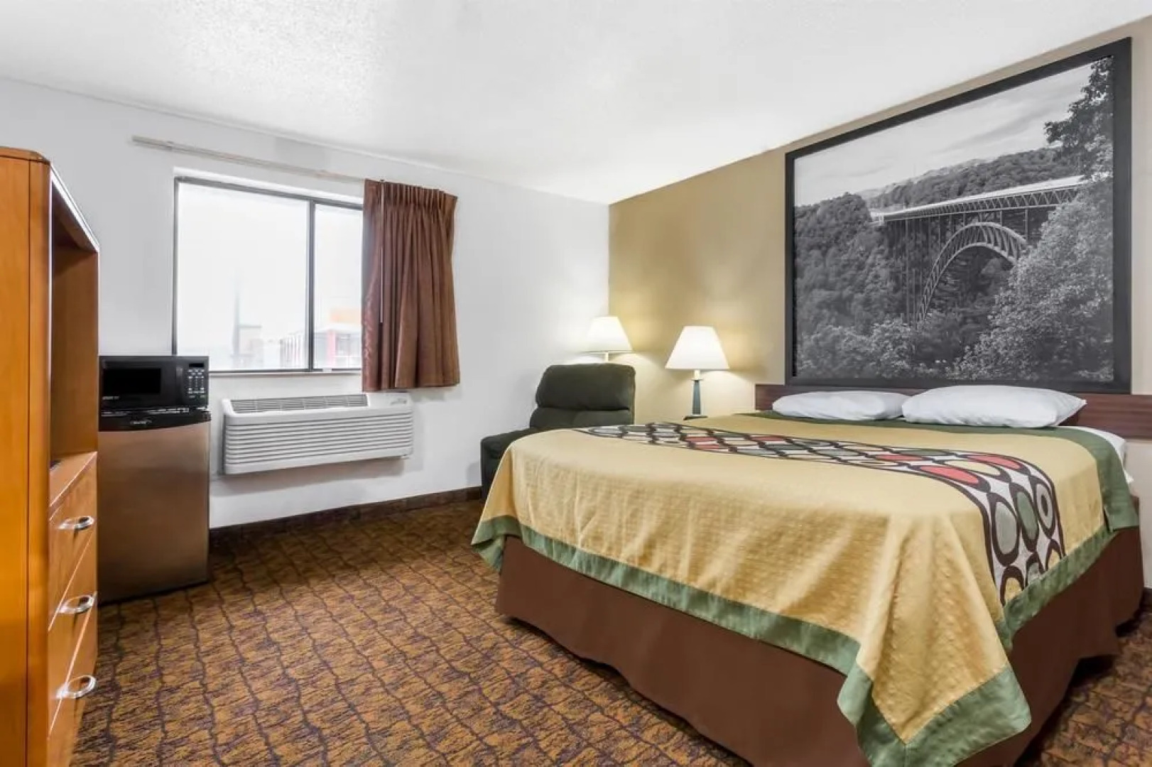 Super 8 by Wyndham Summersville/New River National Park