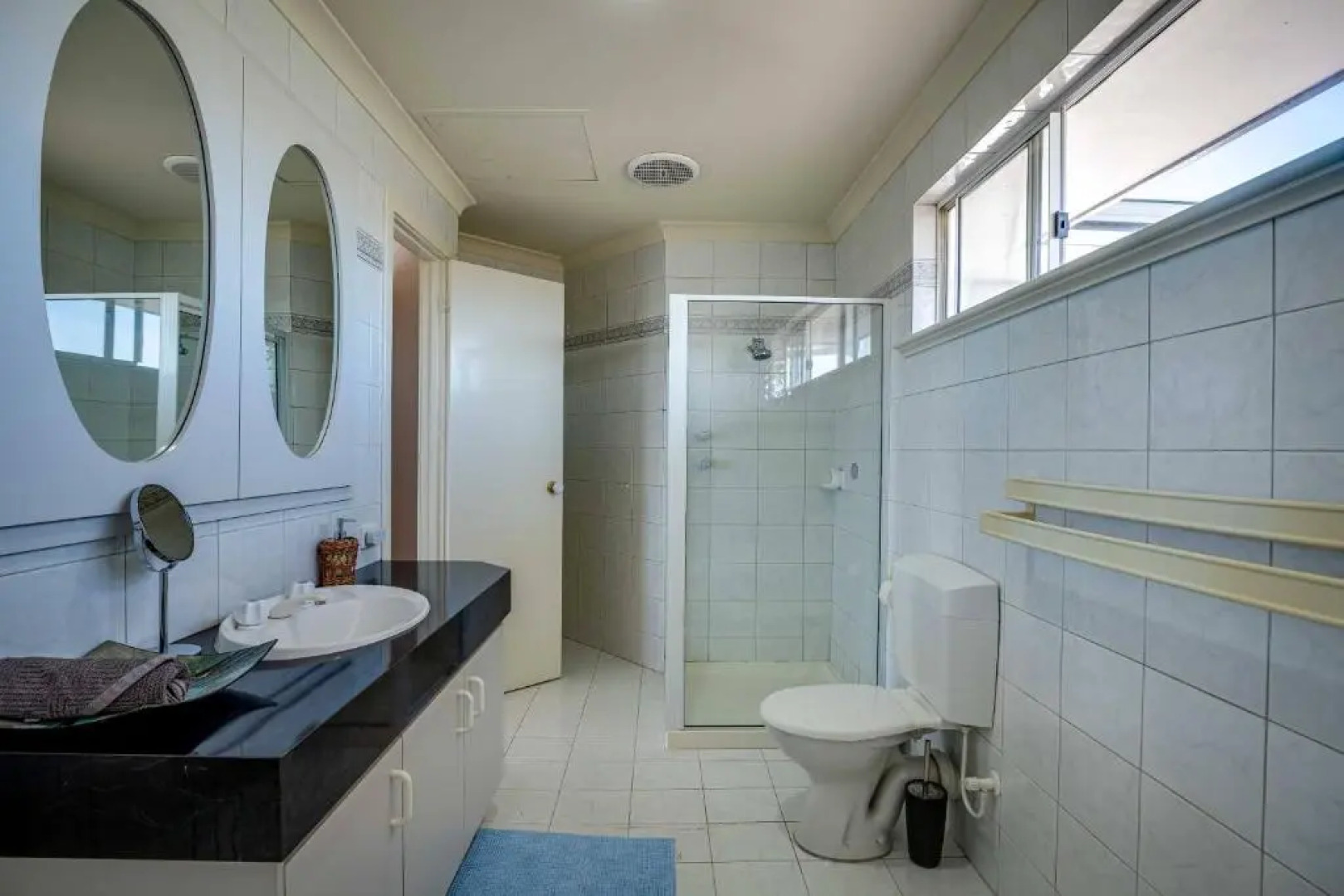 Mandurah Canal Beach House- 5 Mins Beach, Golf Course, City Centre, Parks