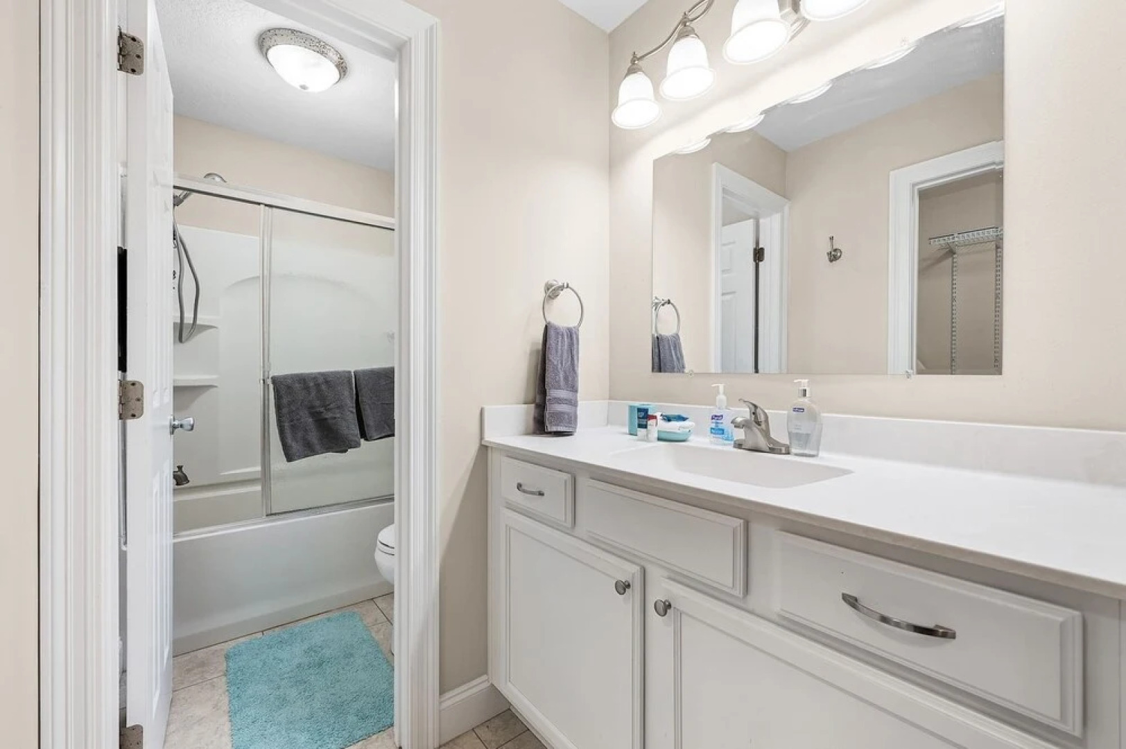 Niceville Dream Home Sleeps 13