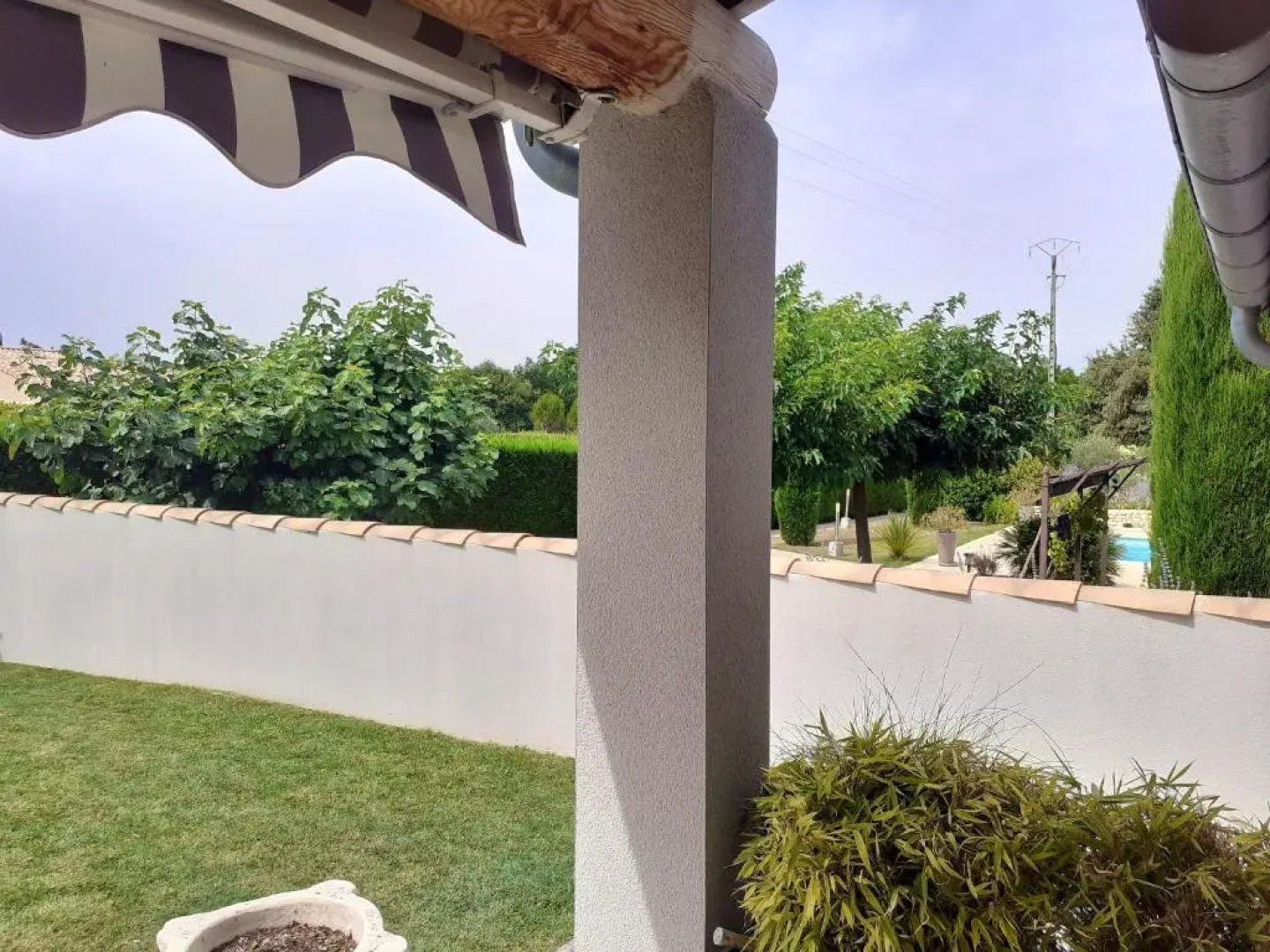 Villa de 2 chambres avec piscine privee jardin clos et wifi a Colonzelle