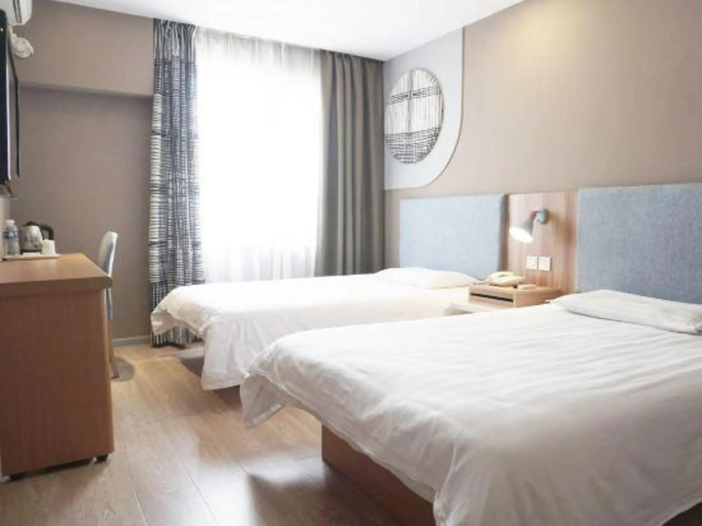 Homeinn Pebble Hotel (Fushun North Station Yong'an Bridge)