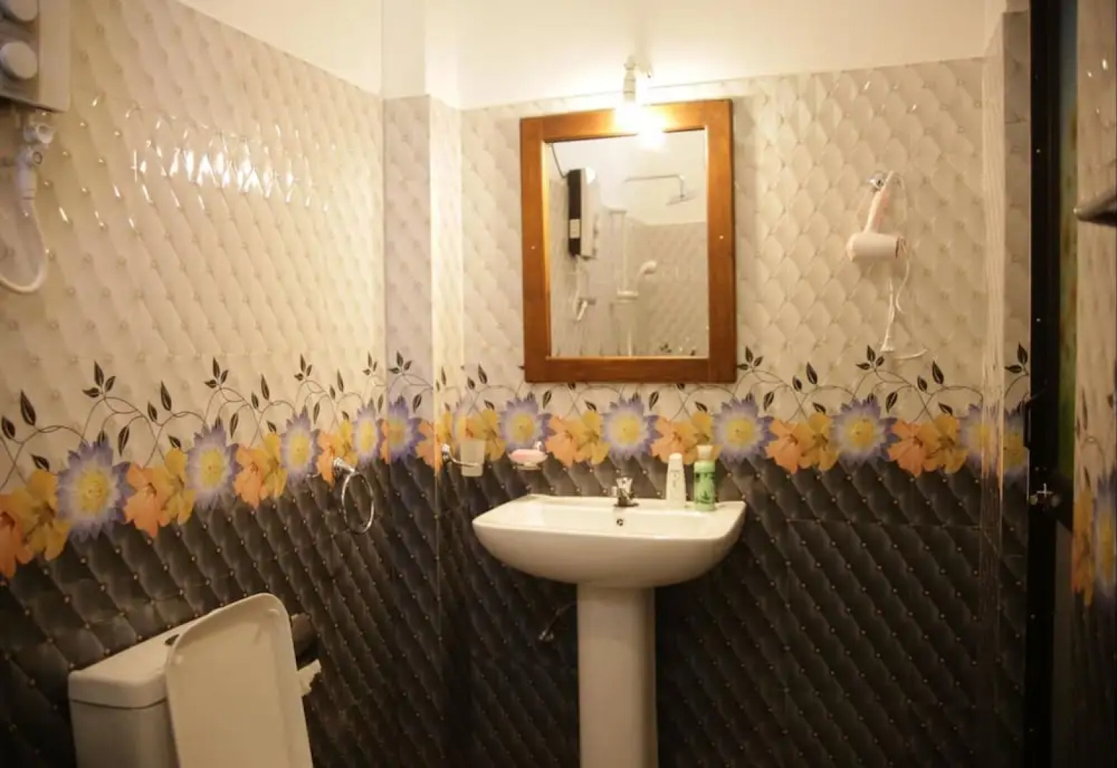 Dinstar Safari Lodge Udawalawa