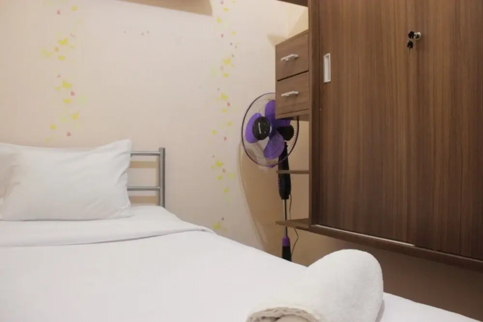 Strategic & Comfy 2Br Apartment At The Edge Near Unjani