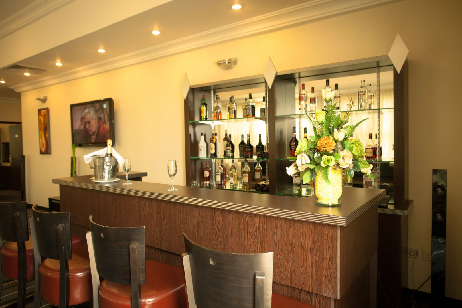 Отель Alisa North Ridge