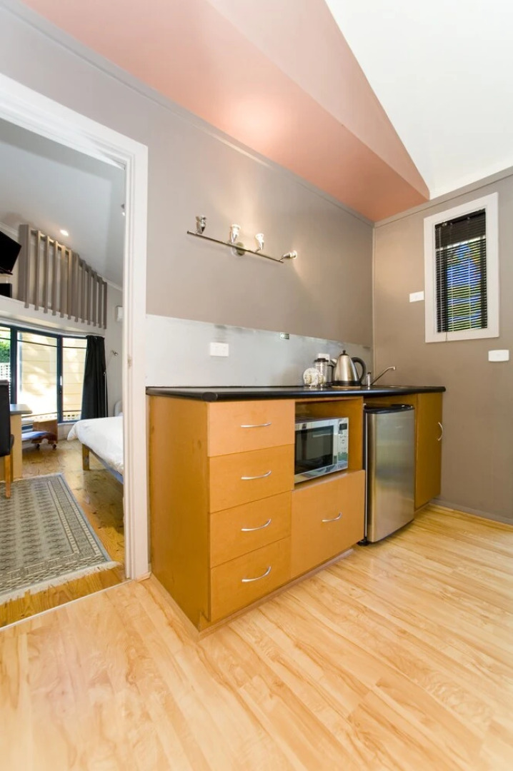 Earle Street Apartment