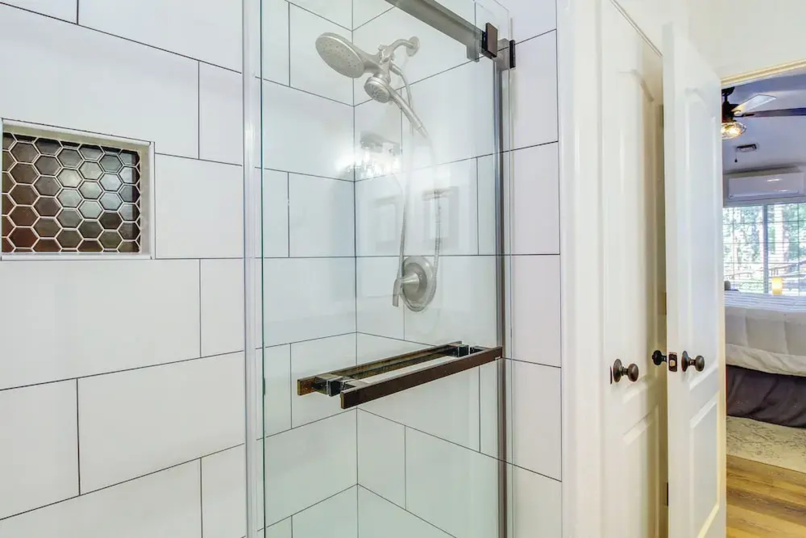 Walk to City Park: Family-friendly Show Low Home