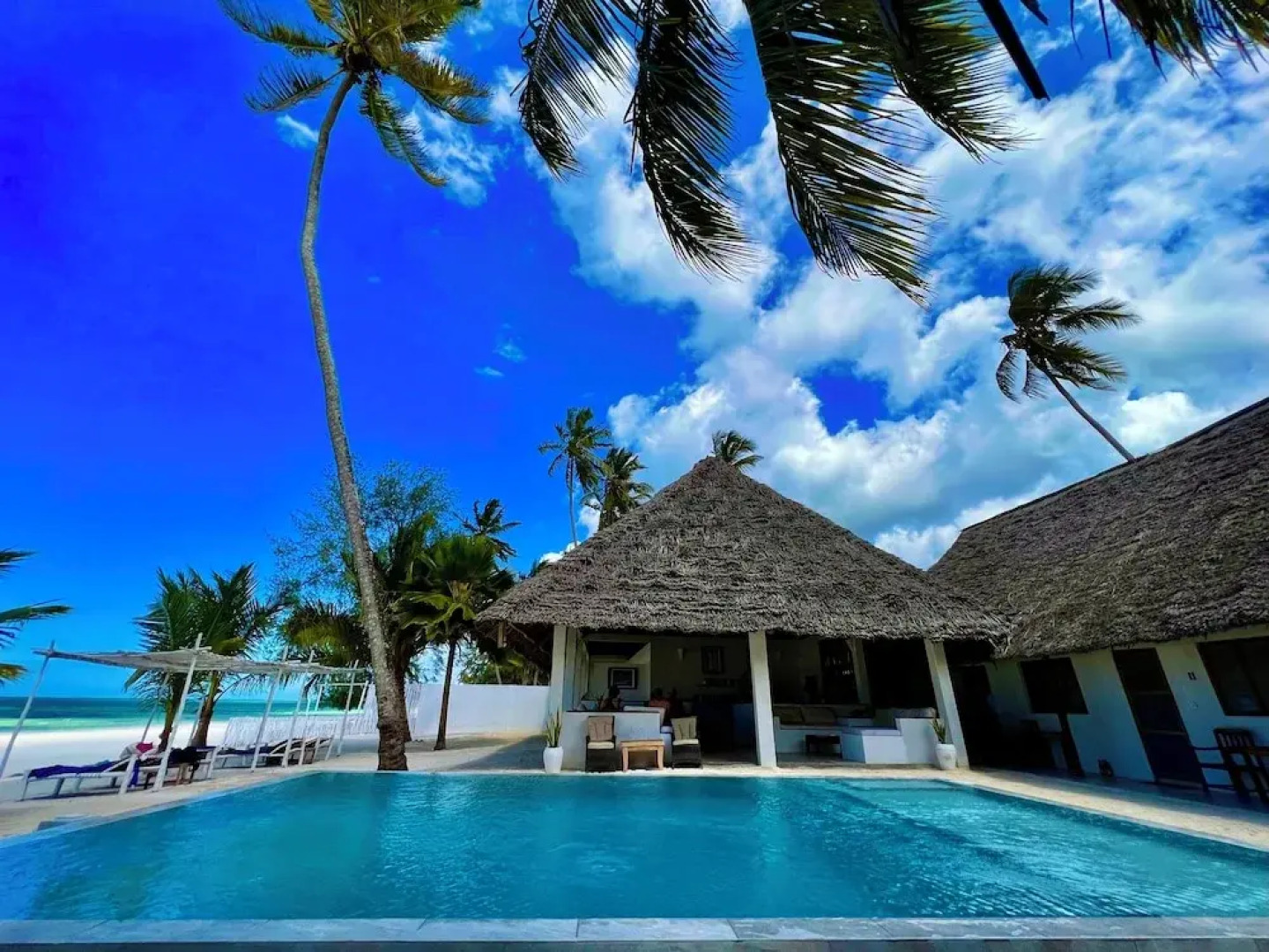 White Dream Lodge & Restaurant