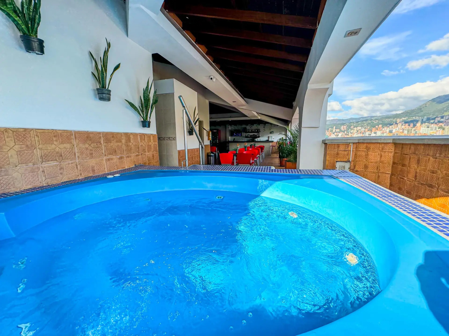 Hotel Alcaravan Medellín