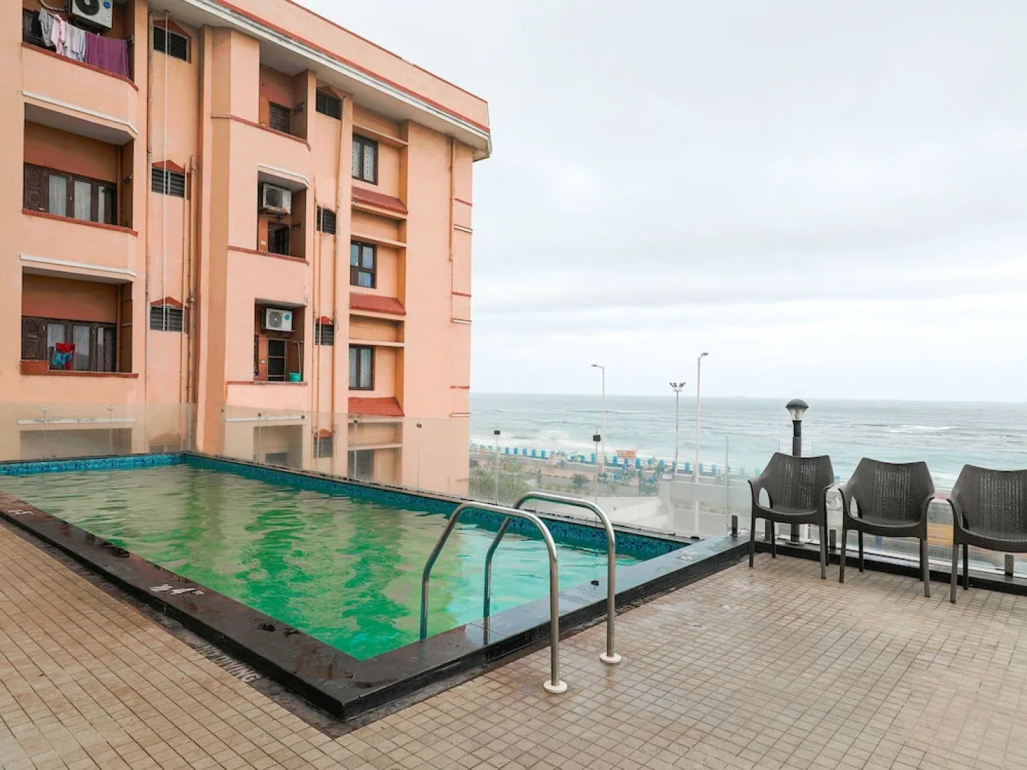 Capital O 1710 Hotel The Supreme