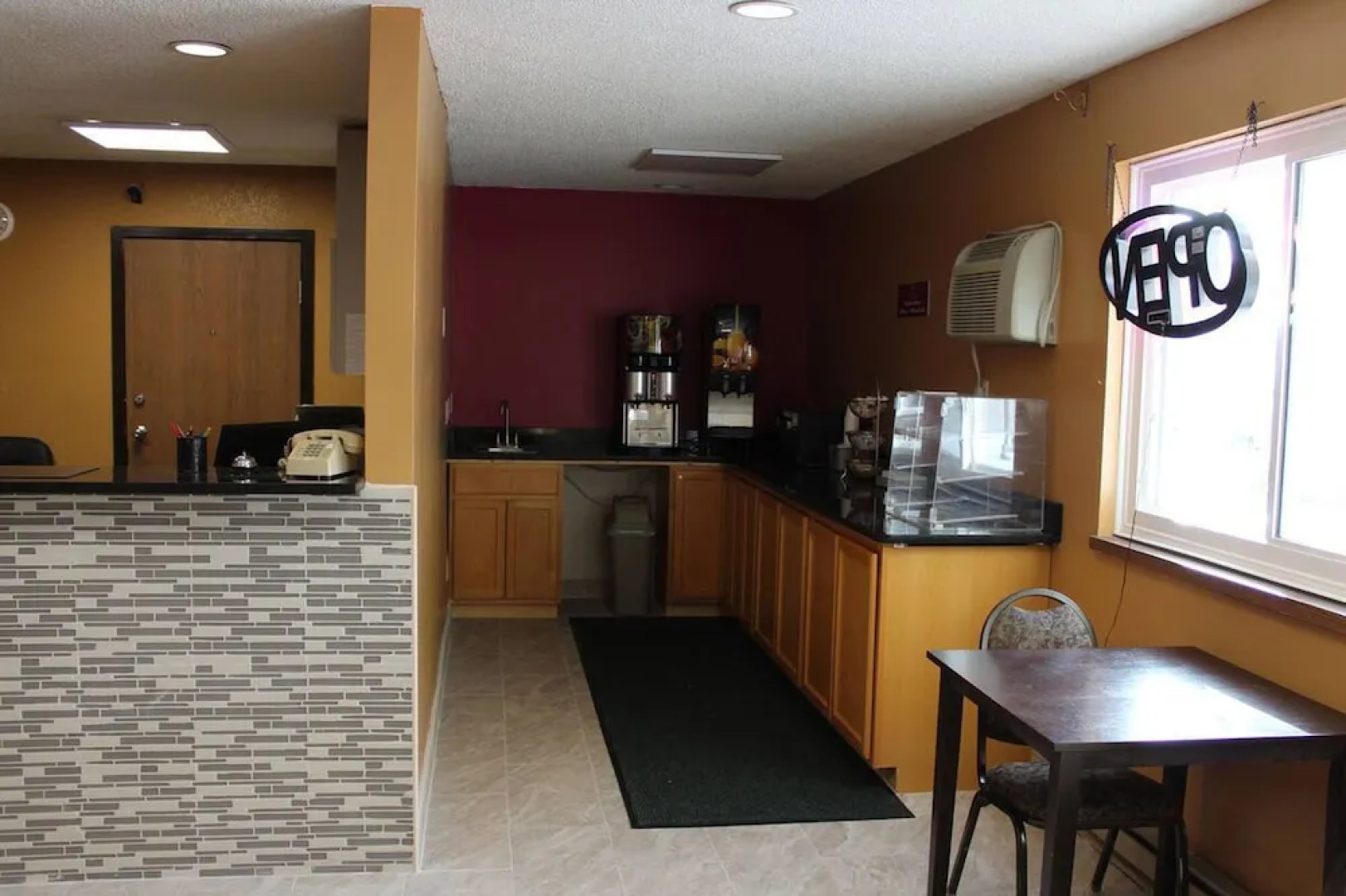 Asteria Inn And Suites