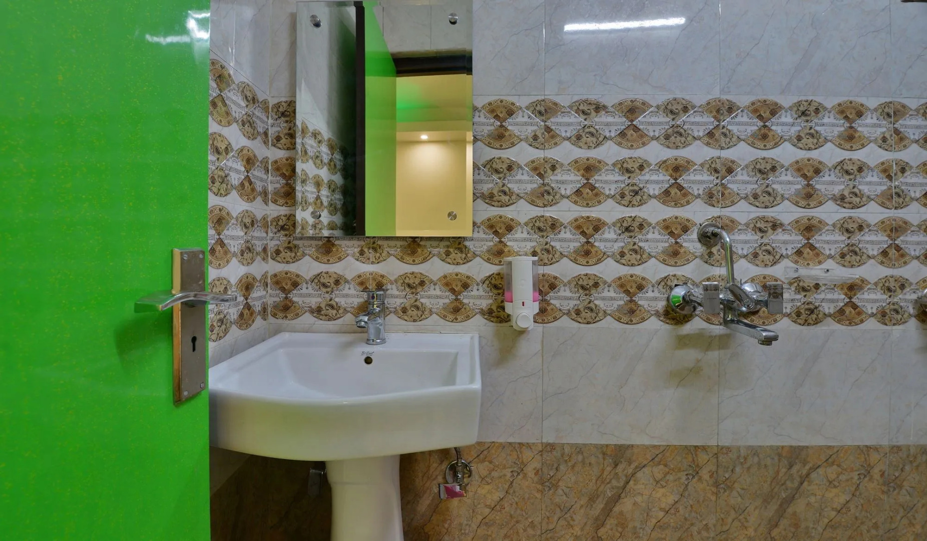 Hotel Noida International