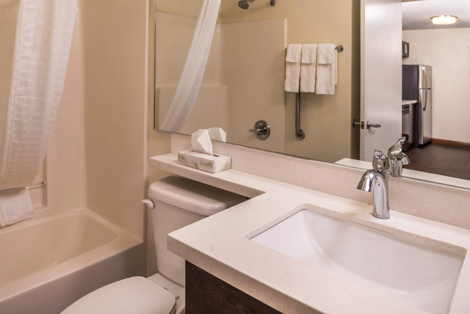 Candlewood Suites Kansas City Speedway by IHG