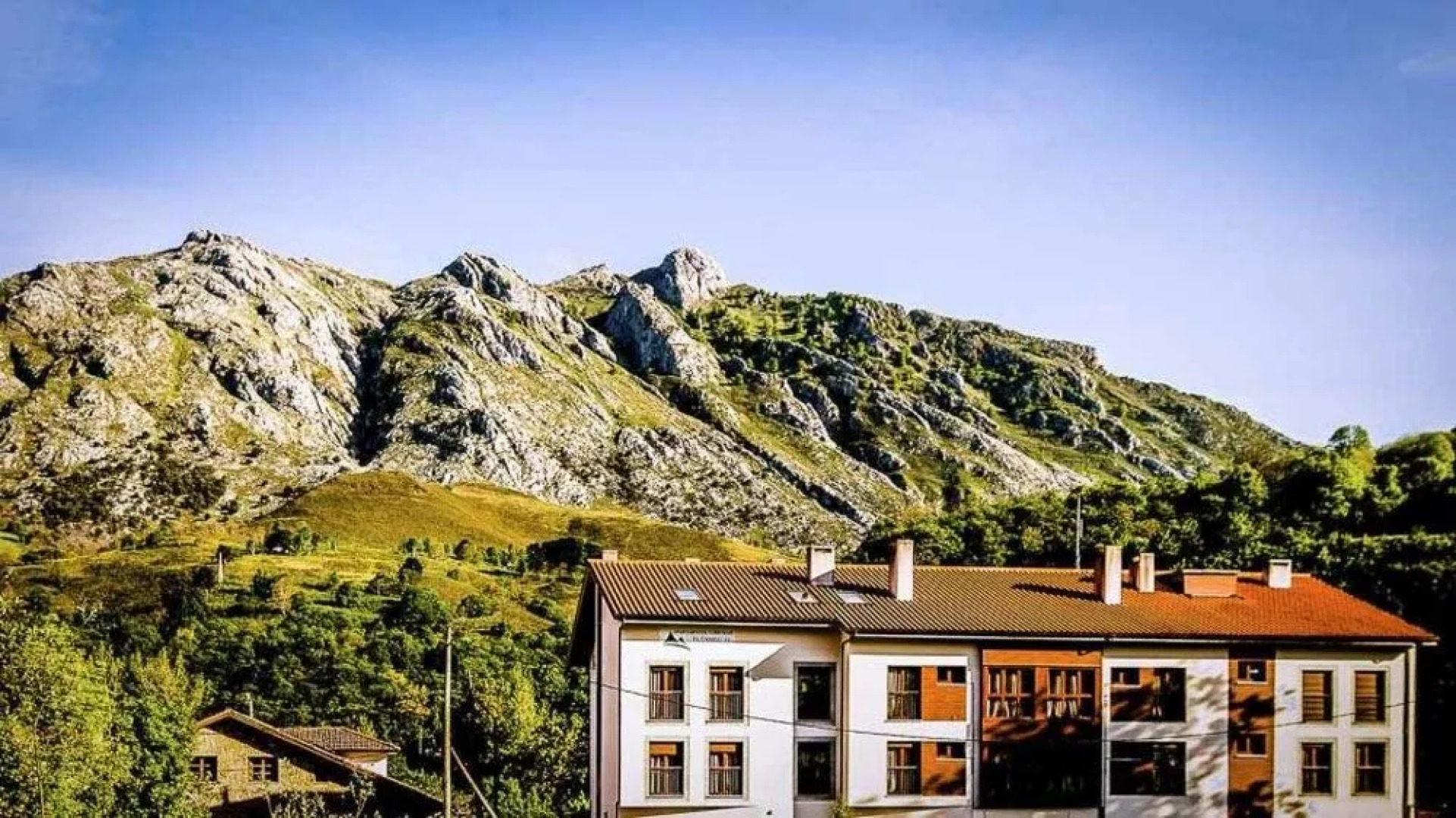 Apartamentos El Caxigu