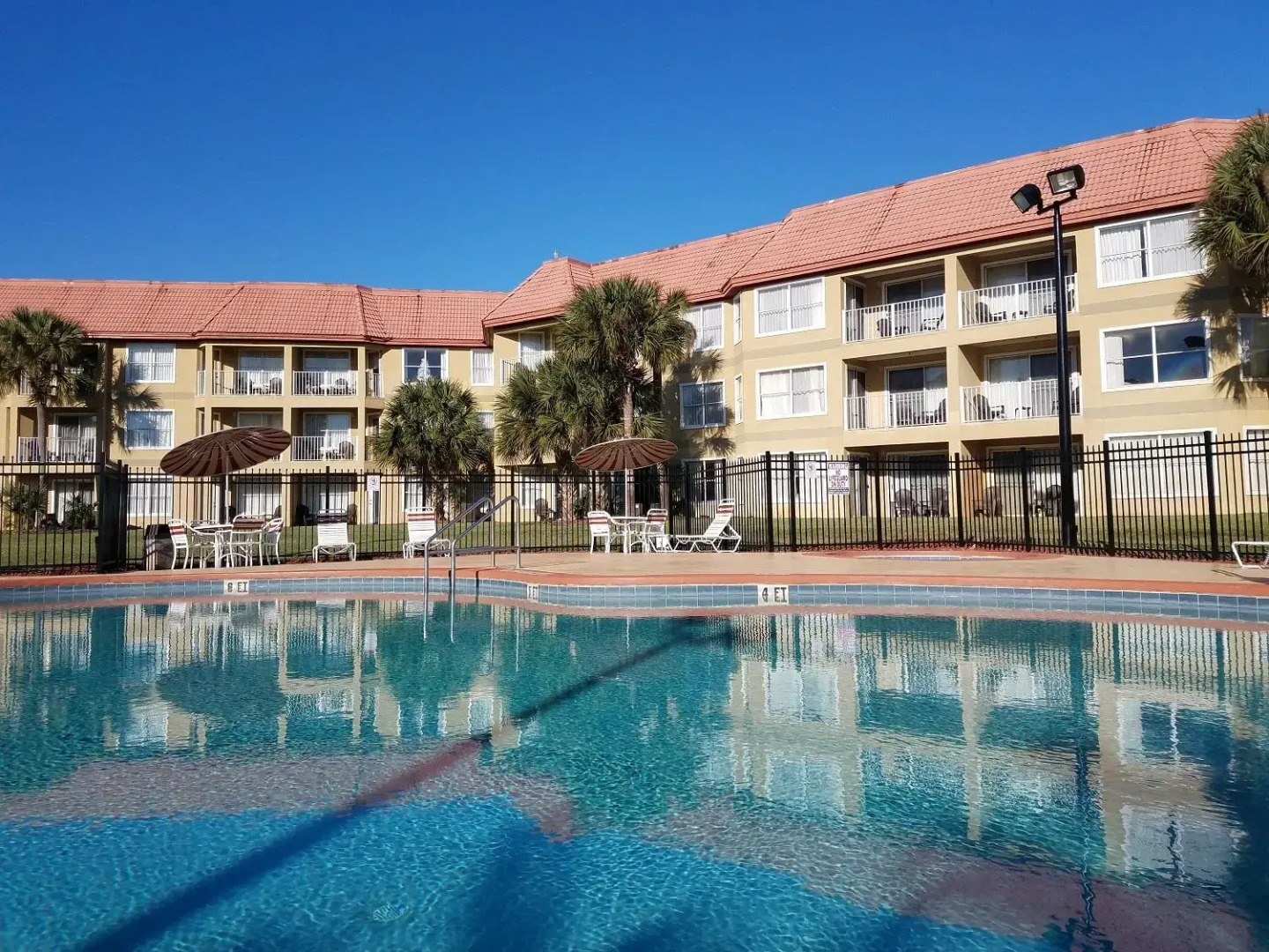 Parc Corniche Condominium Suite Hotel