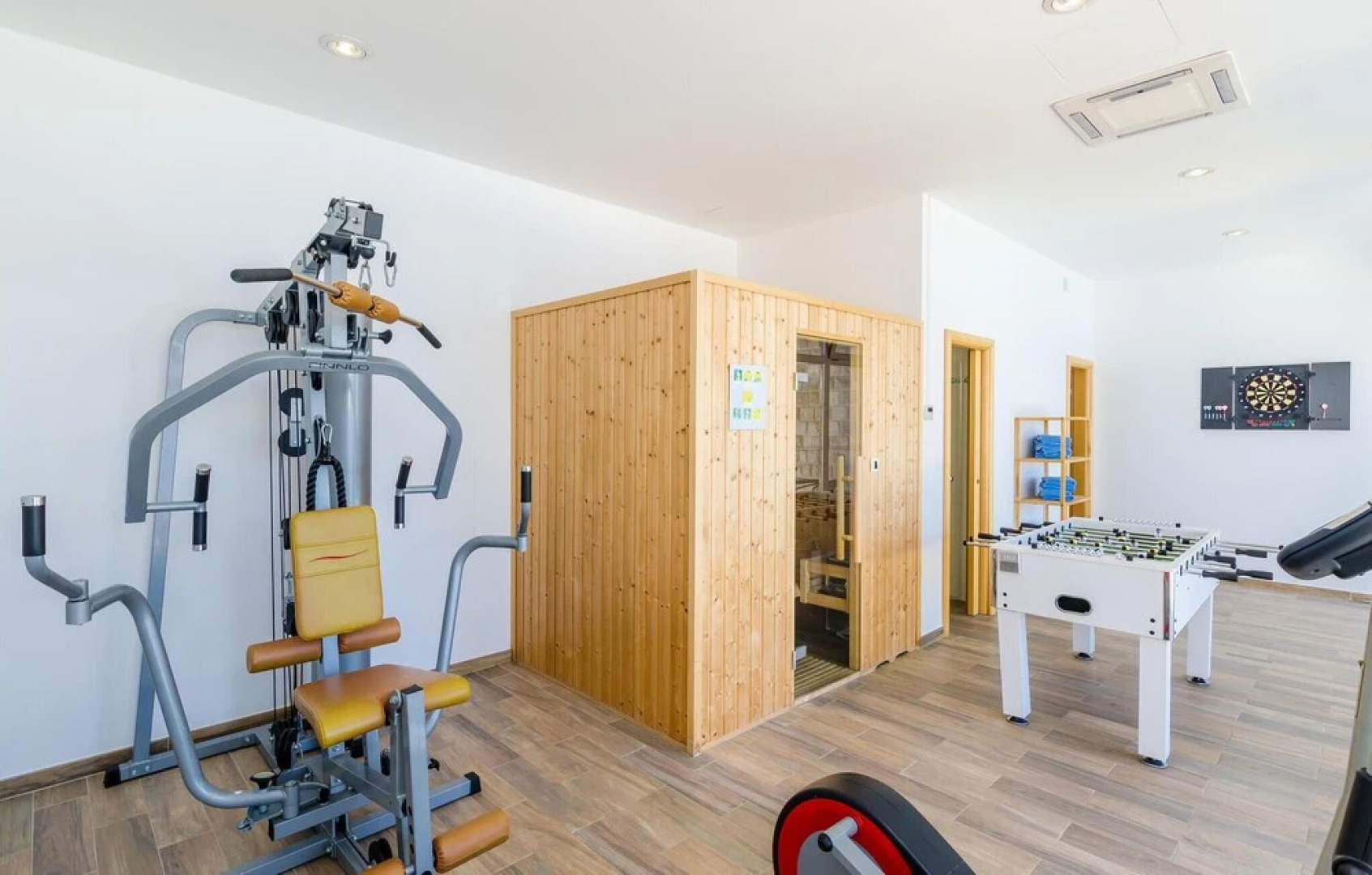 Amazing Home in Trsteno With Sauna, Wifi and 6 Bedrooms