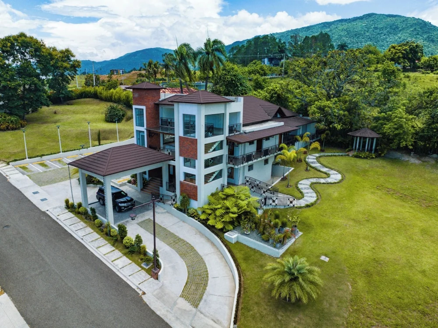 Vista del Campo Country Club & Villas